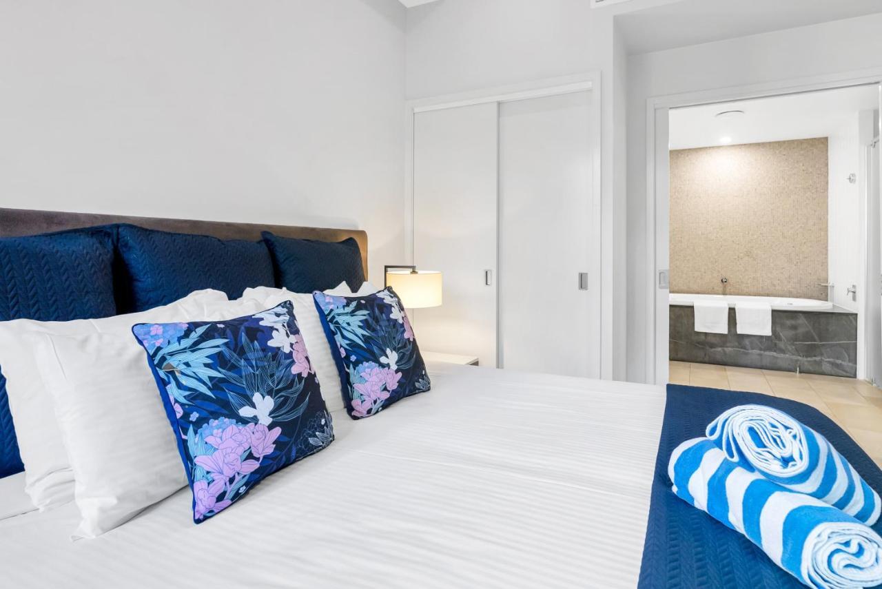 Elysium Private Apartments Triton By The Sea Palm Cove Exterior photo