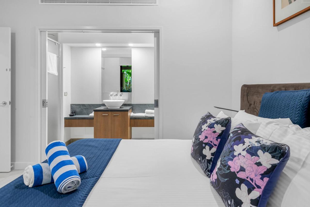 Elysium Private Apartments Triton By The Sea Palm Cove Exterior photo